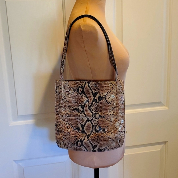 .Armani Snake skin purse - Picture 1 of 8